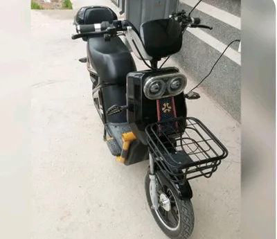Elektr skuter sotiladi 1
