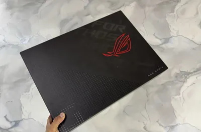 Asus Rog Stix kompyuter 1
