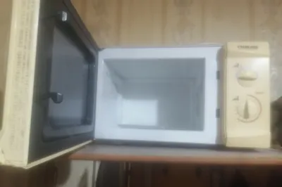 Микровалновка пикаи в хорошем состочнии 1