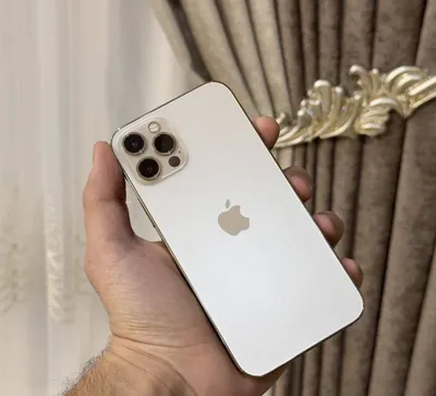 iPhone 12 Pro, золотой 1