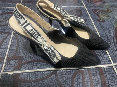 Tuflik Christian Dior 38 1