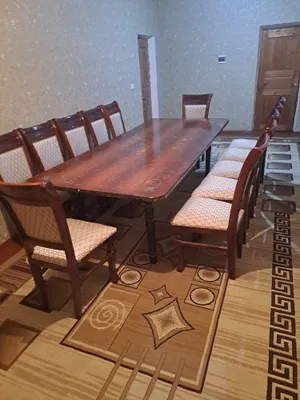 Стол и стулья для гостиницы 1