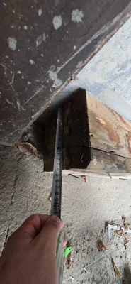Продаётся деревянный брус 4,7 м, 15×15 см, 1 штука 1