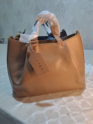 Сумка бренда Zara