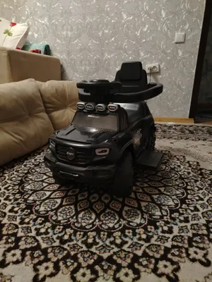 Yoritgichli bolalar mashinkasini sotaman 1