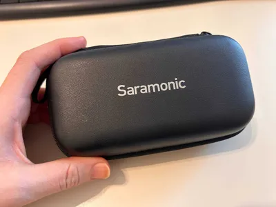 Беспроводной микрофон Saramonic Blink900 S4 for Iphone 1