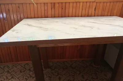 Yaxshi holatdagi oshxona stolini sotaman. 1