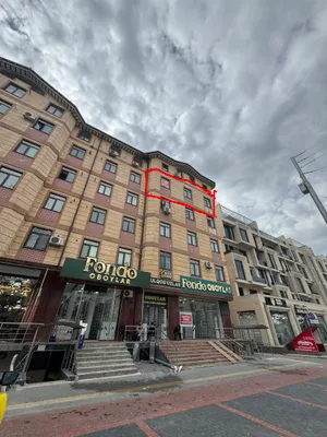 3-комнатная квартира в состоянии коробки, 75 квадратов 1