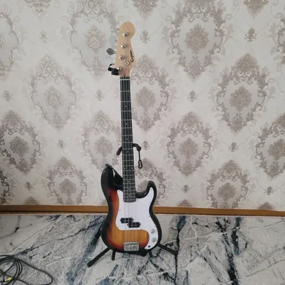 Bas gitara sotiladi 1