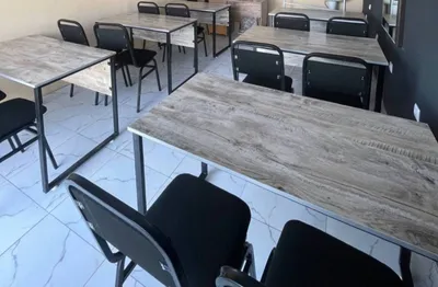 Парты и стулья для учебной комнаты