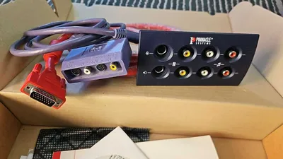 коммутационный блок (breakout box) компании Pinnacle Systems 1