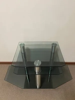 Televizor uchun shisha tokcha 1