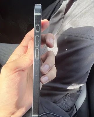 Iphone 16 e holati yaxshi …. 1