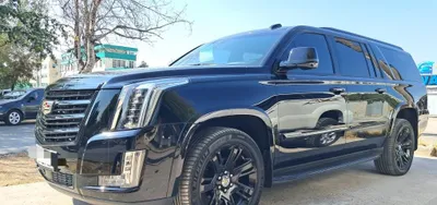 Cadillac Escalade 1