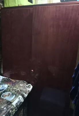 Sovet davriga oid ikki eshikli shifoner 1