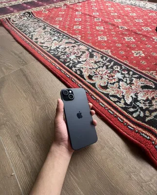 iPhone 15 plus идиал 1