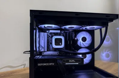 9800X3D / RTX 5060 Ti / 32 ГБ × CL30 1