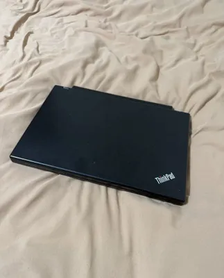 Ноутбук ThinkPad Lenovo IBM срочно обмен на телефон 1