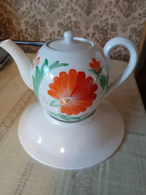 Vintage idishlarni kolleksiya qilish. Sisert choynagi. 1
