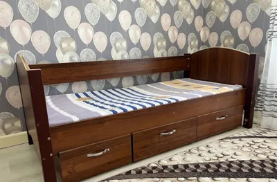 Bolalar karavotlarini sotaman. 1