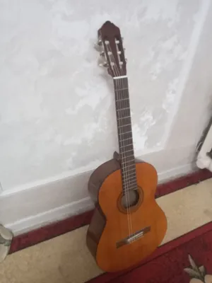 Гитара Yamaha C40