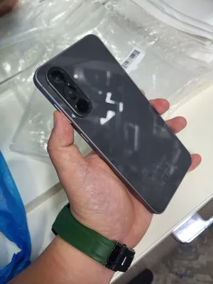 Samsung A56, память 8/256 ГБ 1