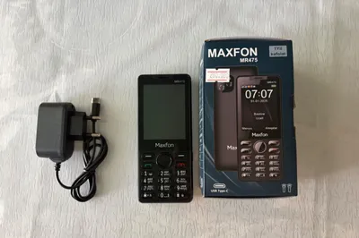 Кнопочный телефон MAXFON MR475