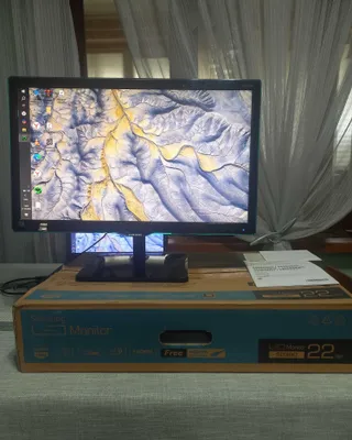 Samsung 22" monitori (Full HD, HDMI), ideal holatda, to‘liq komplekt. 1