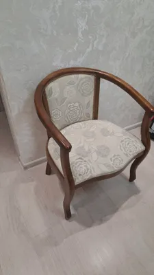 Кресла из ореха