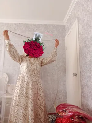 Продаётся вечернее платье, 44–46 размер.