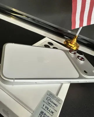 Продам iPhone 17 Pro Max 256 ГБ, аккумулятор 100%, 176 циклов, SIM+eSIM 1