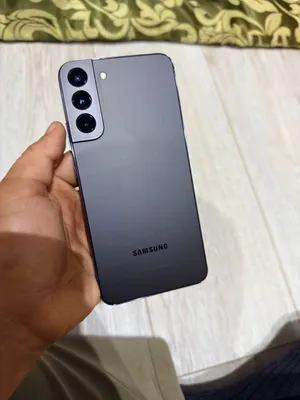 S22 Plus • Snapdragon 8 Gen 1 1