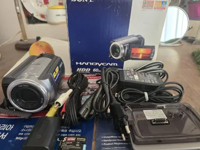 Sony DCR-SR80 HDD 60 GB videokamerasi 1