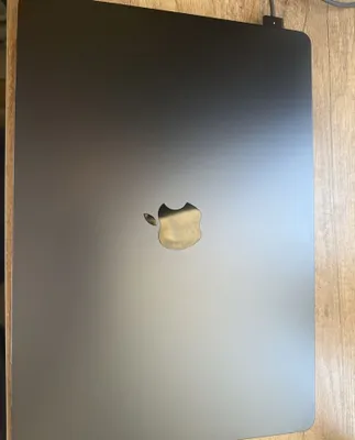 MacBook Air M4 15 дюймов, цвет Midnight, почти новый, идеальное состояние 1