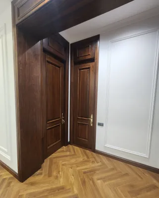Качественные двери из натурального орехового дерева 1