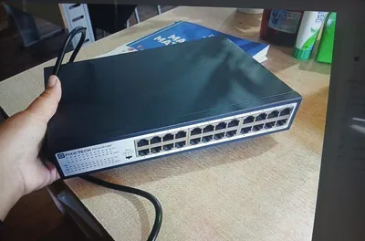 Switch sotiladi narxini kelishamiz