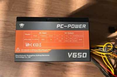 Deyarli YANGI блок питания 650W (PC-POWER) 1