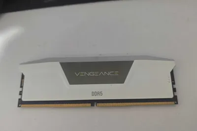 Оперативная память DDR5 Corsair 16 ГБ 5600 МГц 1