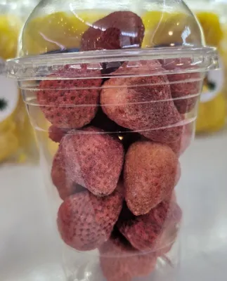 Клубника сублимированная, хрустящая, 70 г 1