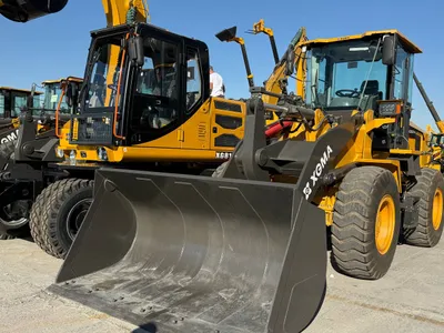 Фронтальный погрузчик XG958N 1