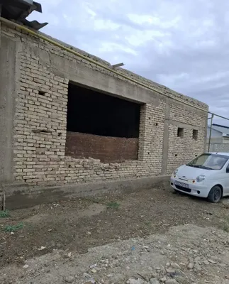 Продаётся незастроенный участок 4 сотки, за авторынком, поворот к теплицам 1