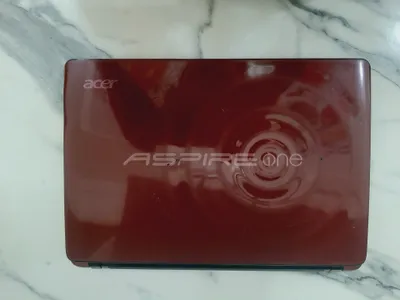 netbook sotiladi srochno 1