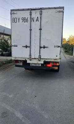 Isuzu furgon 2008 1