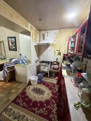 продам накошлык.  трёх комнатная 1