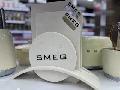 SMEG Doska 4pcs Bejiviy 1