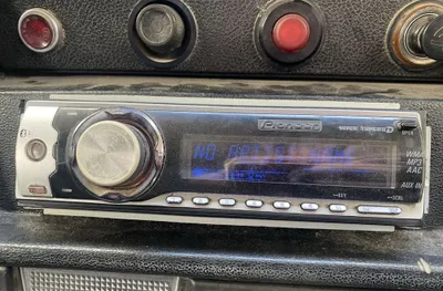 Магнитола Pioneer, оригинальная, Bluetooth, диск, AUX — всё работает