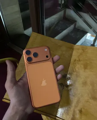 iPhone 17 Pro Max, оранжевый, идеальное состояние 1
