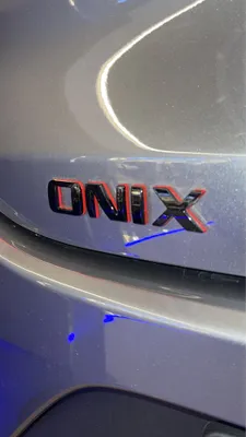Onix redline yozuv GM 1