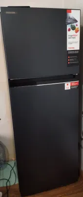 Срочно продаётся холодильник Toshiba