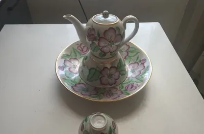 Сервиз сотилади. 1